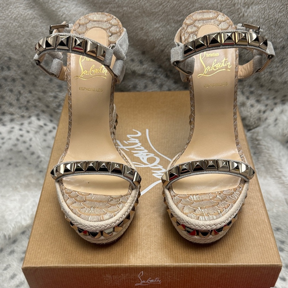 Christian Louboutin Cataclou Espadrilles Beige Studded Platform Sandals NEW - Picture 2 of 12